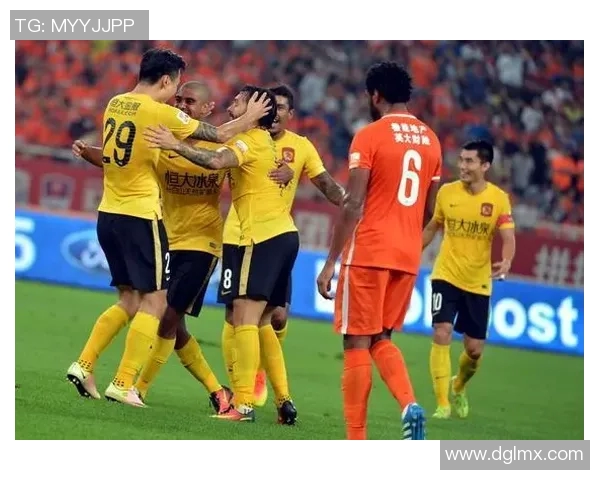 广东体育盛宴鲁能与恒大巅峰对决引发球迷热潮 广东体育盛宴鲁能与恒大巅峰对决引发球迷热潮